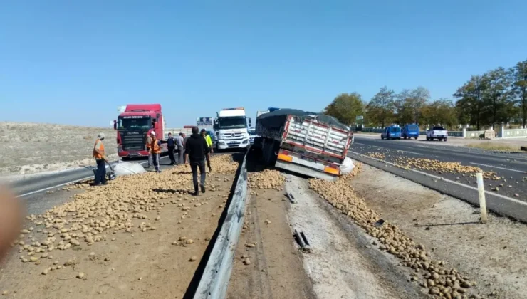 Aksaray’da Tırın Lastiği Patladı, Sürücü Yaralandı